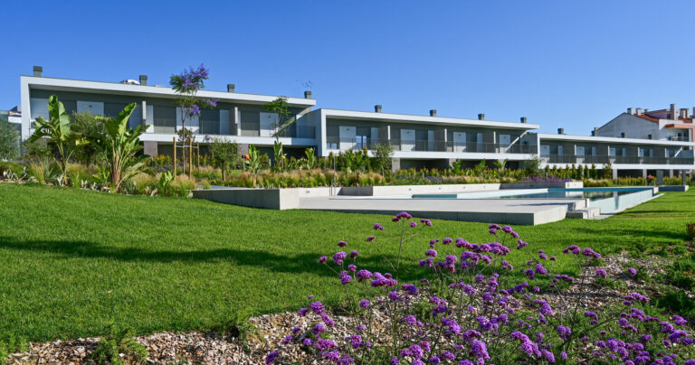 Condomínio <b>Solar das Tílias</b>