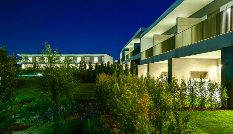 Condomínio <b>Solar das Tílias</b>